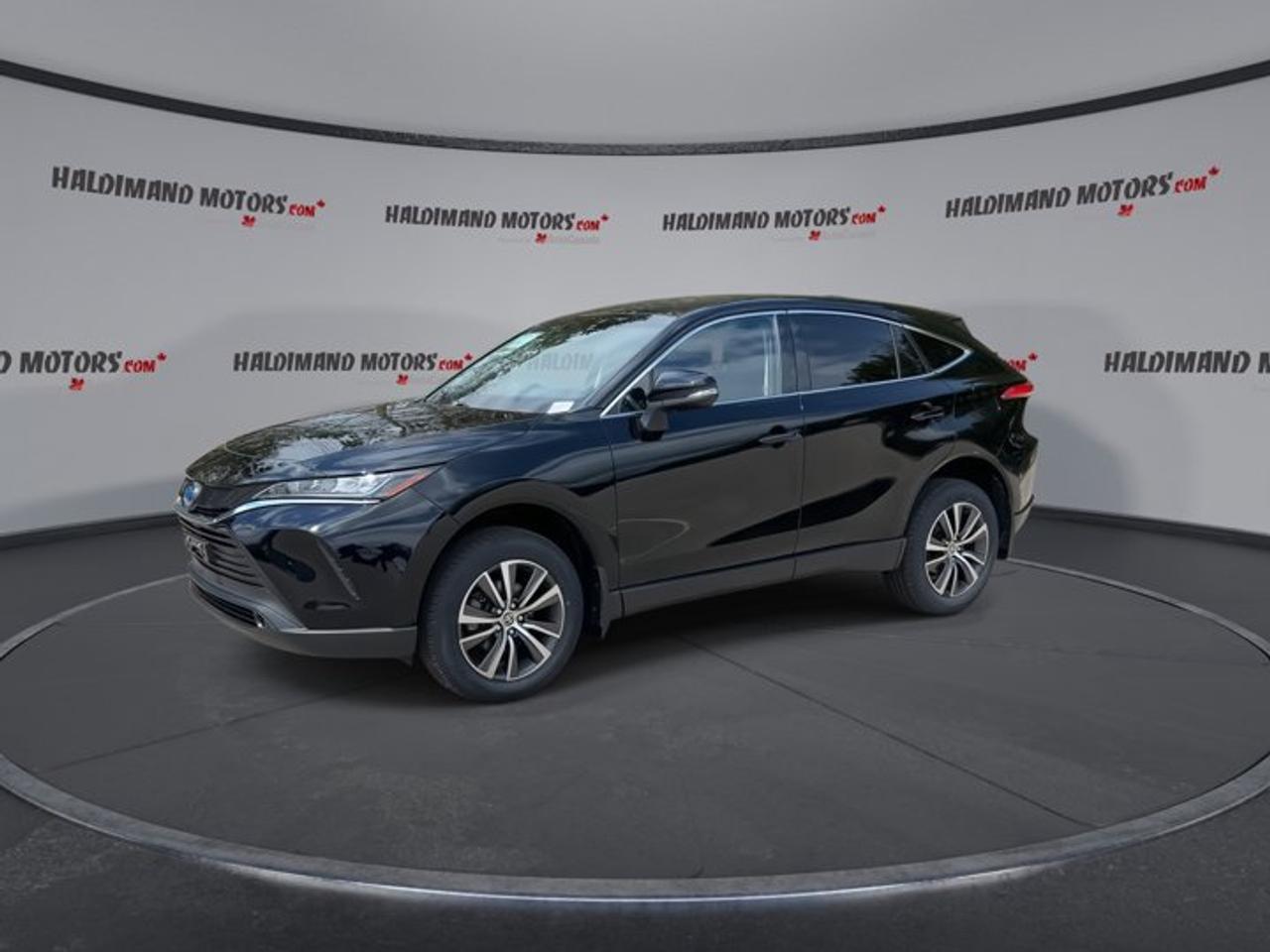 2023 Toyota Venza LE AWD | No Accidents | Adaptive Cruise Photo3