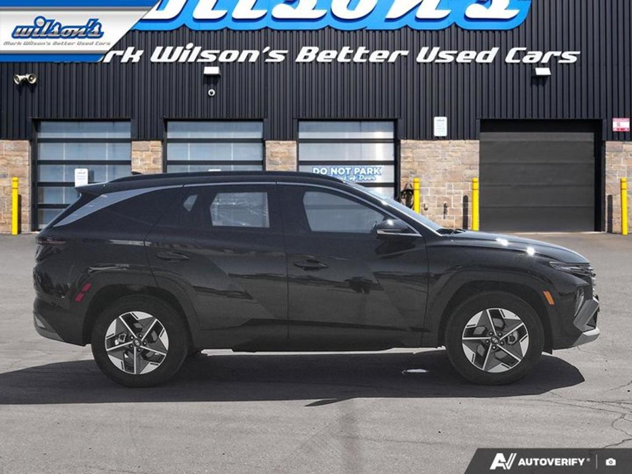 2025 Hyundai Tucson Preferred Trend AWD | Leather | Sunroof | Heated Seats | Smart Cruise | Blind Spot Warning and More! Photo