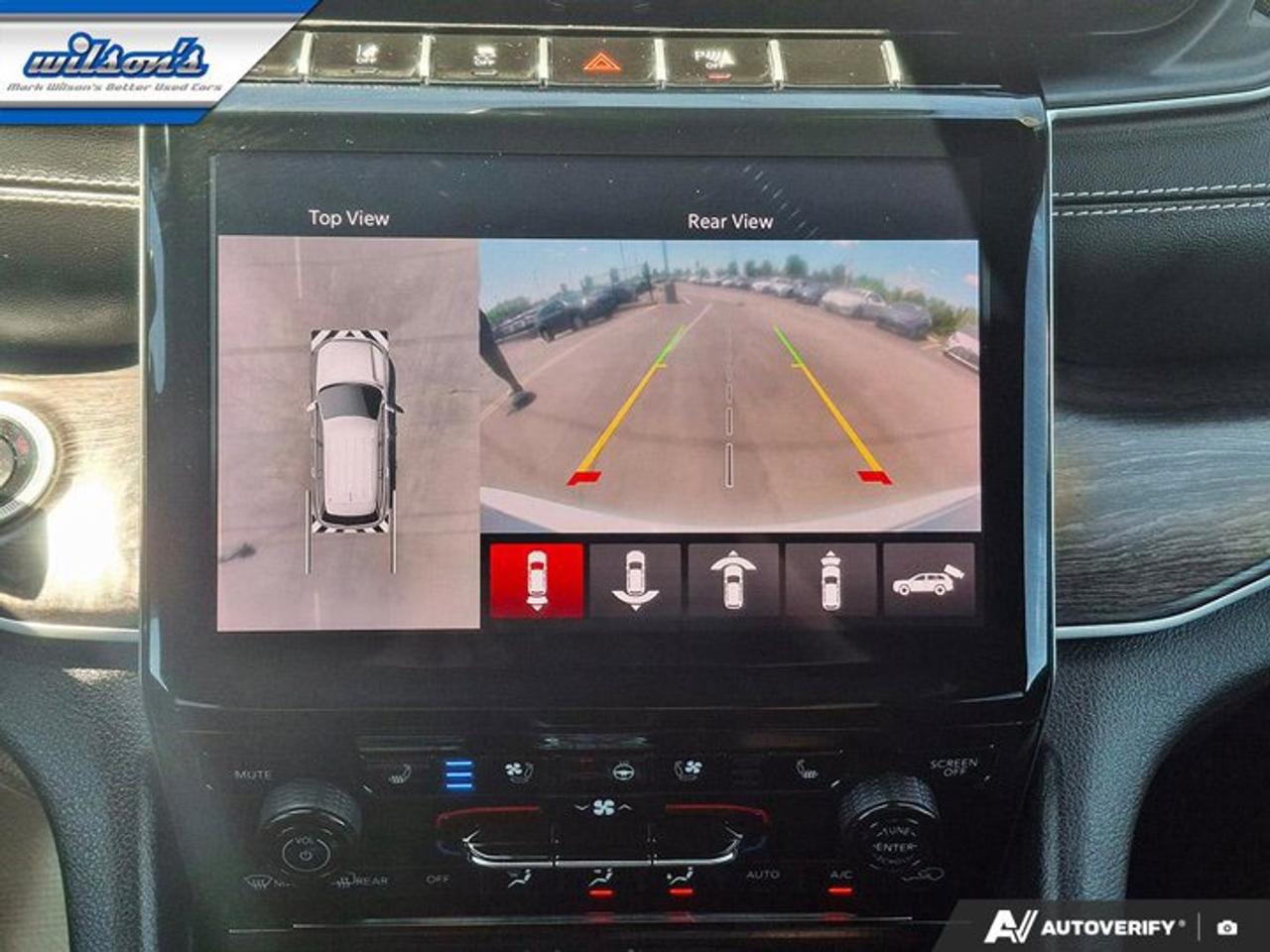 2024 Jeep Grand Cherokee Limited | Leather | Panoramic Sunroof | Heated + Cooled Seats | Remote Start | and More ! Photo