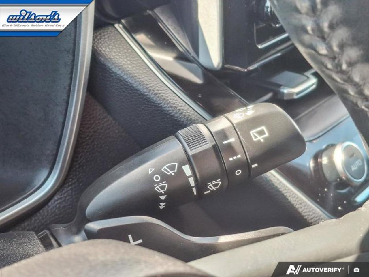 2025 Toyota Corolla Cross Hybrid XSE AWD | Sunroof | Leatherette | Power Seat | Heated Wheel + Seats | Radar Cruise and More ! Photo