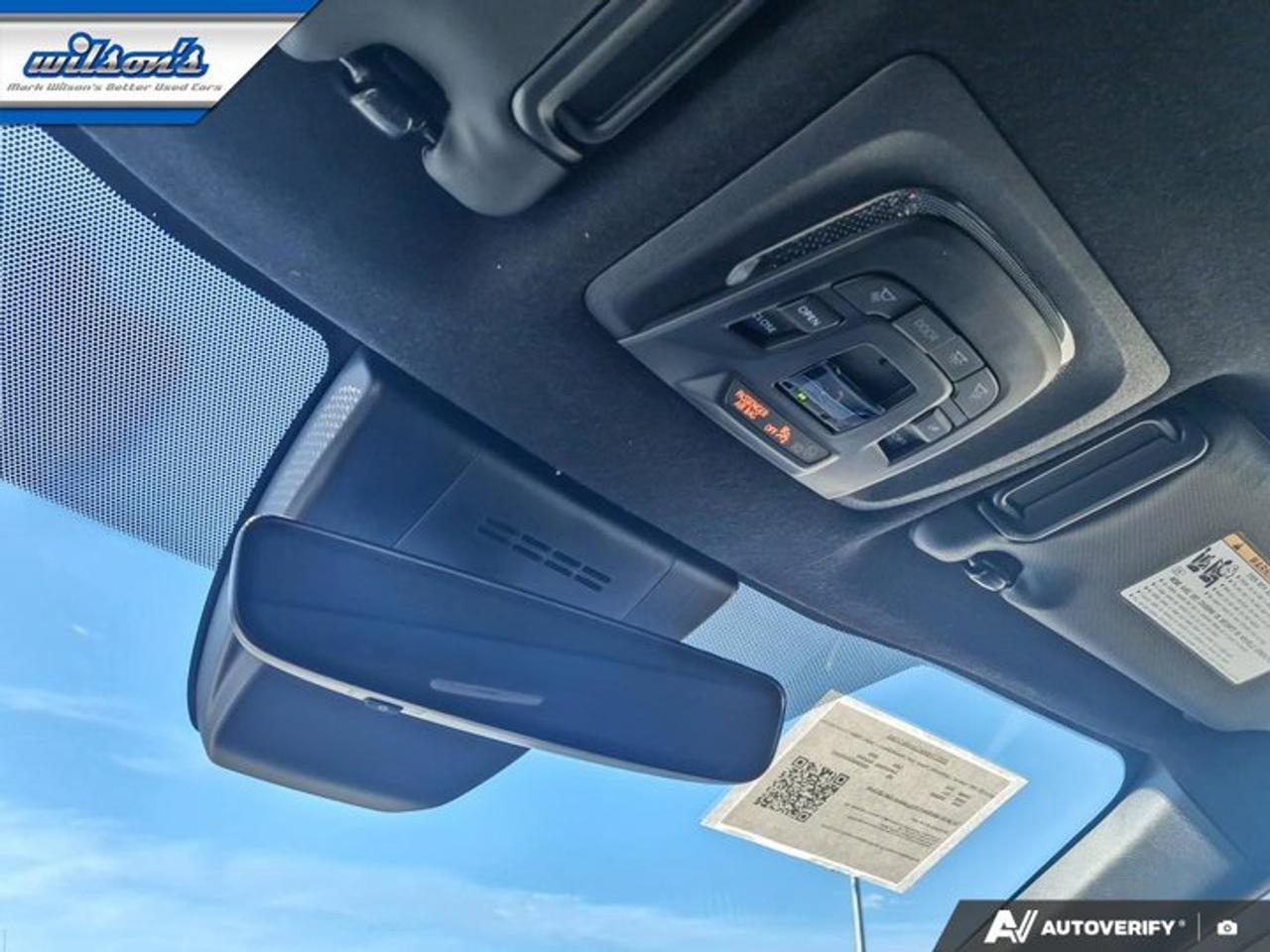 2025 Toyota Corolla Cross Hybrid XSE AWD | Sunroof | Leatherette | Power Seat | Heated Wheel + Seats | Radar Cruise and More ! Photo