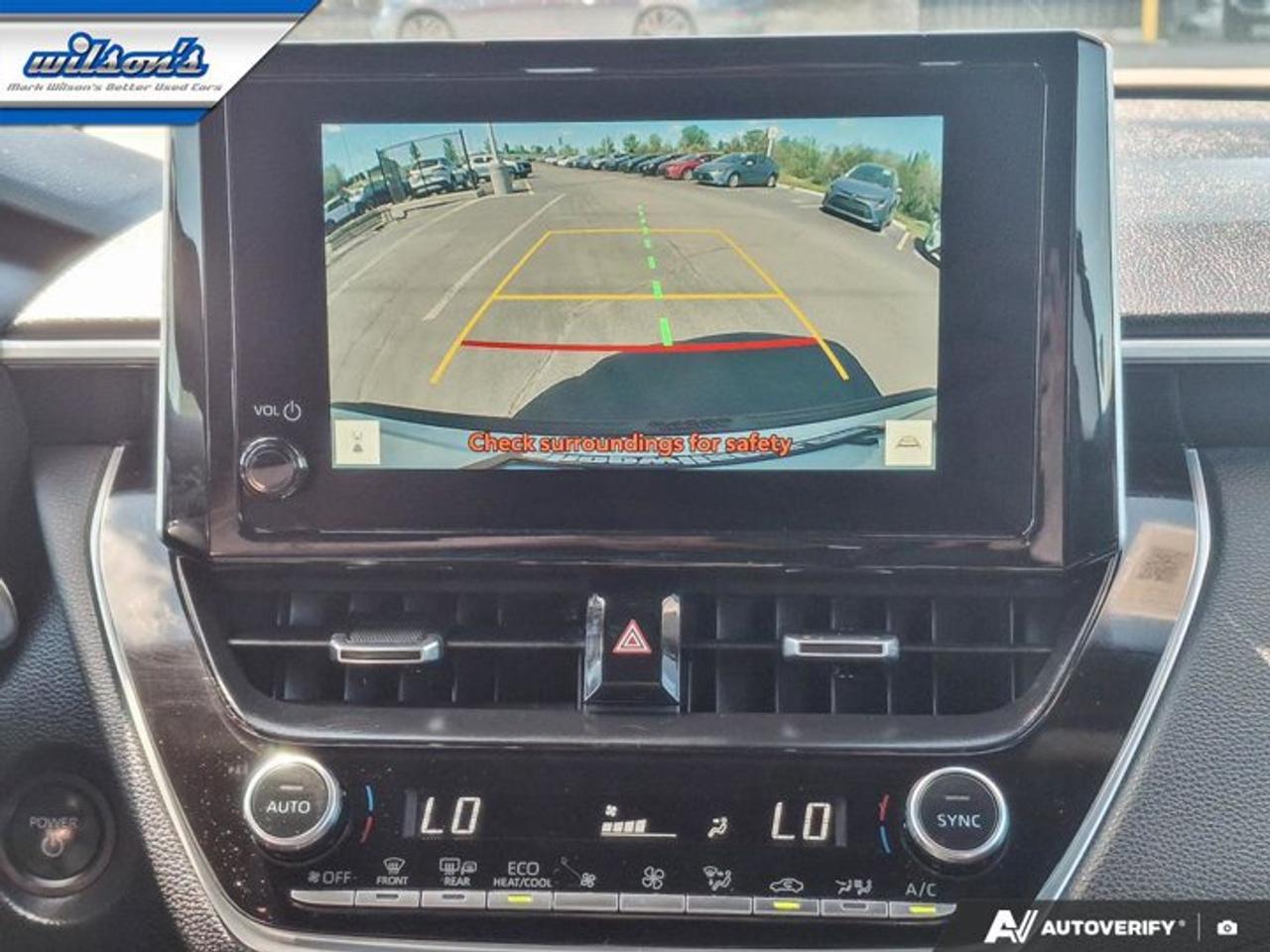 2025 Toyota Corolla Cross Hybrid XSE AWD | Sunroof | Leatherette | Power Seat | Heated Wheel + Seats | Radar Cruise and More ! Photo