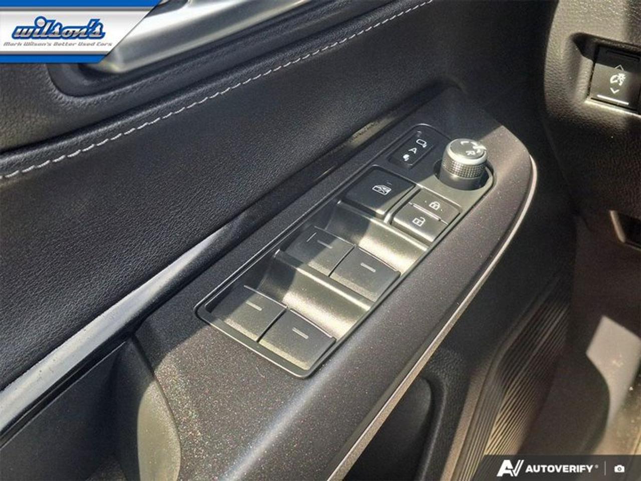 2021 Toyota Venza LE AWD | Toyota Safety Sense | Heated Seats | Power Liftgate | Carplay + Android Auto | and More ! Photo