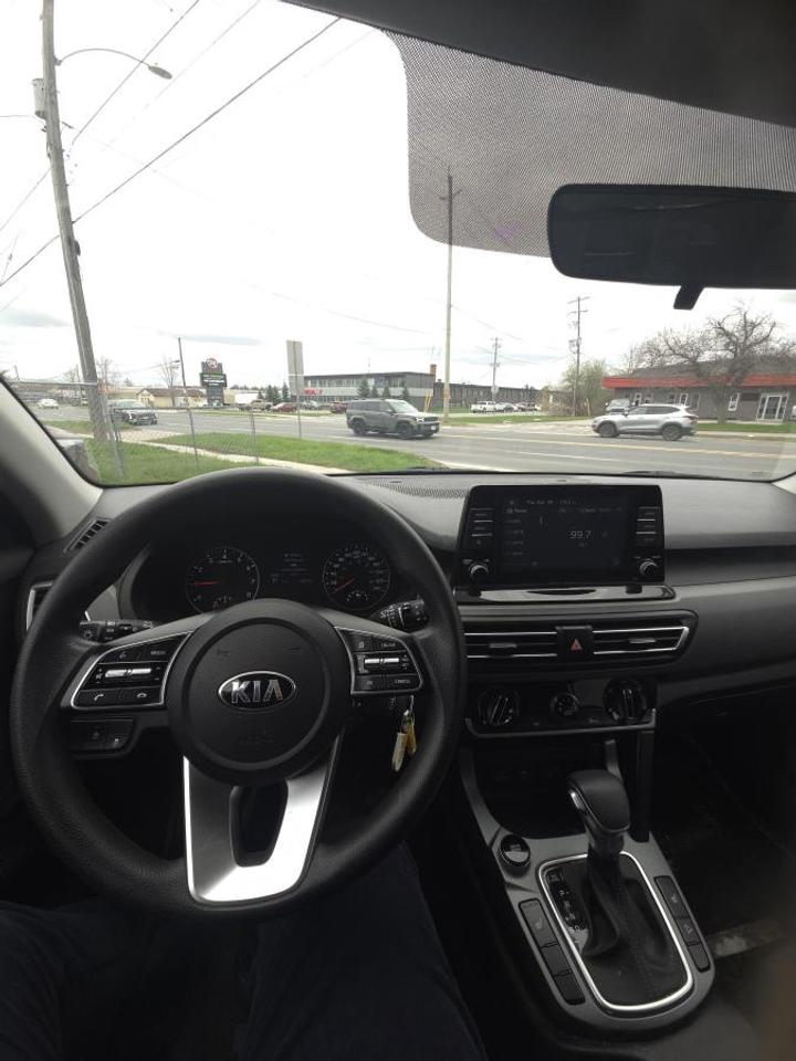 2021 Kia Seltos LX Photo