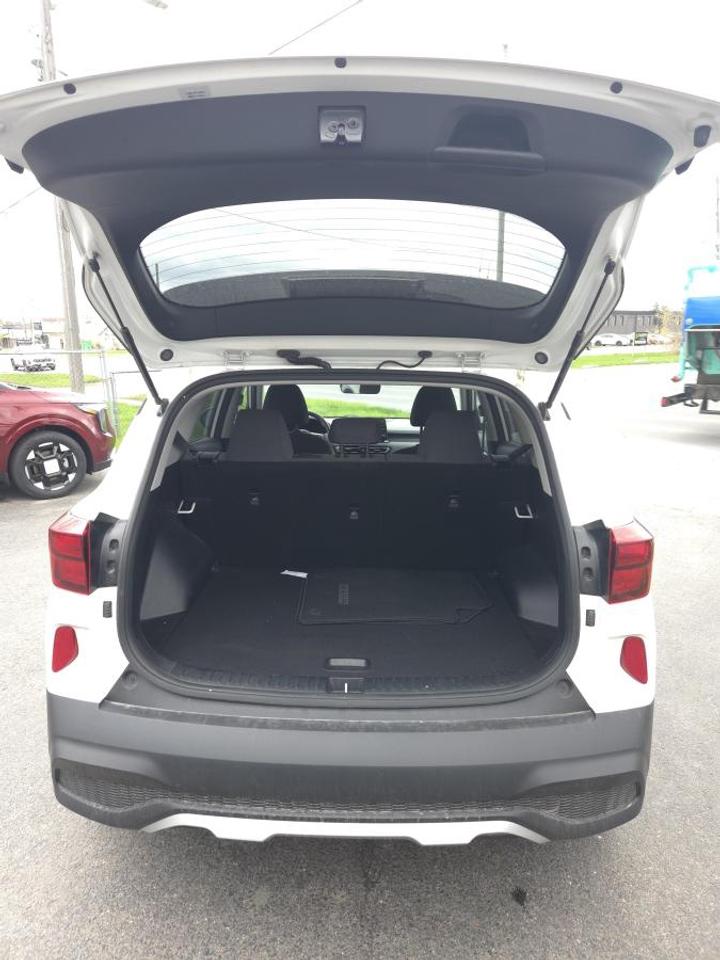 2022 Kia Seltos LX AWD Photo