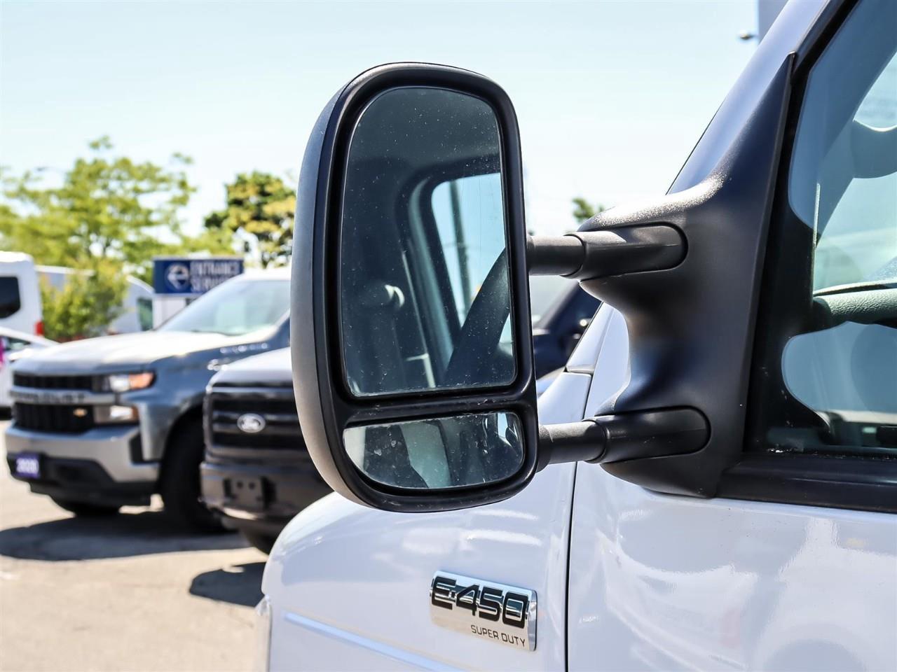 2024 Ford E450 Cutaway Power Lift Gate | 16' Cube Van | Photo