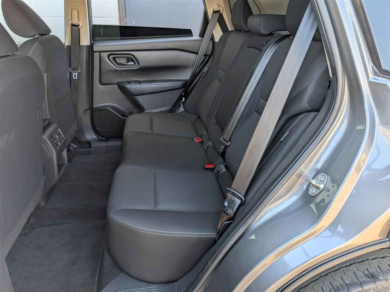 2024 Nissan Rogue S AWD - CARPLAY - REV CAM - REMOTE STARTER Photo