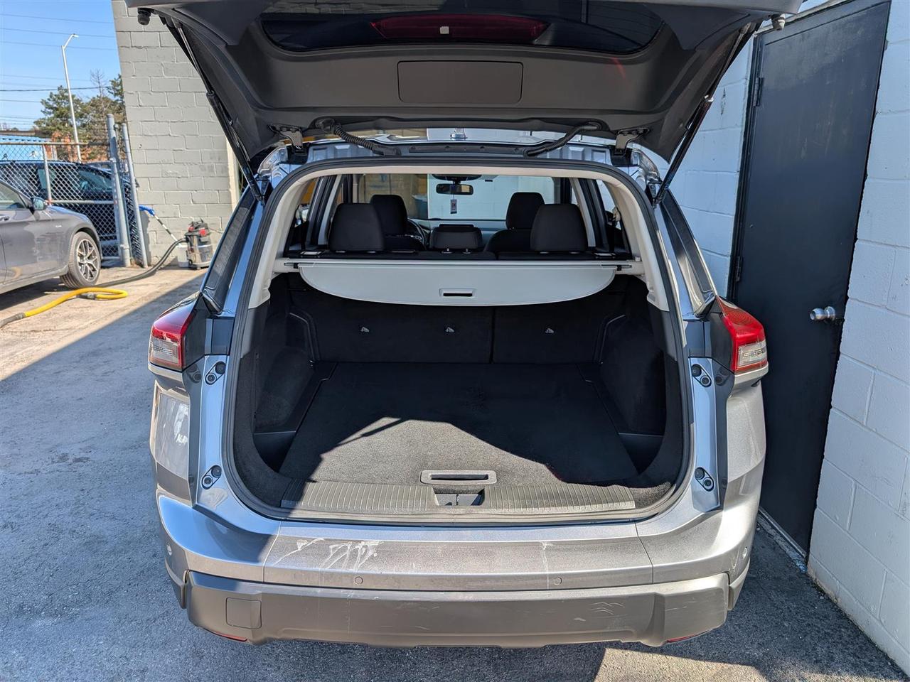 2024 Nissan Rogue S AWD - CARPLAY - REV CAM - REMOTE STARTER Photo