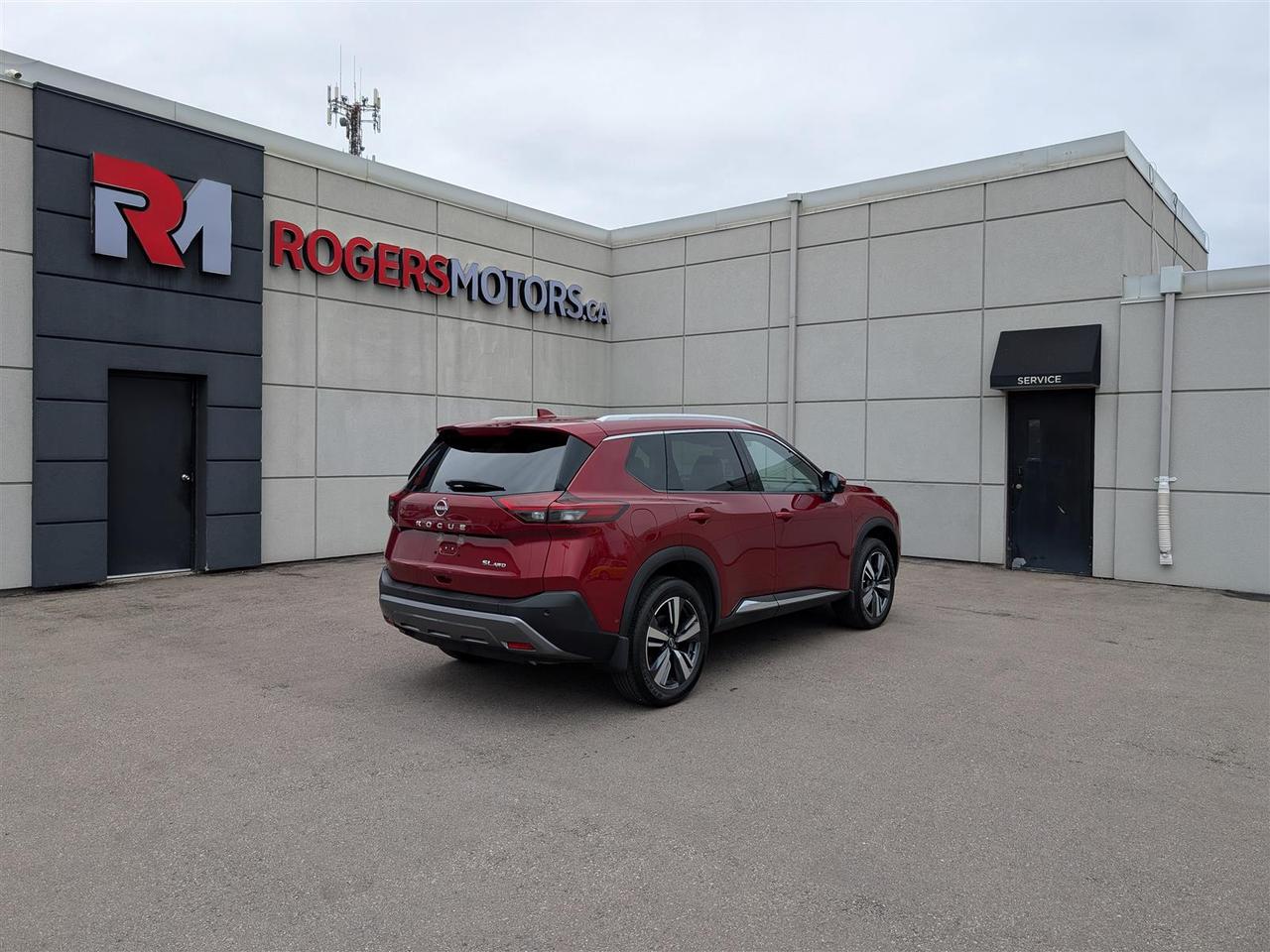 2023 Nissan Rogue SL AWD - PANO ROOF - NAVI - LEATHER - 360 CAM Photo
