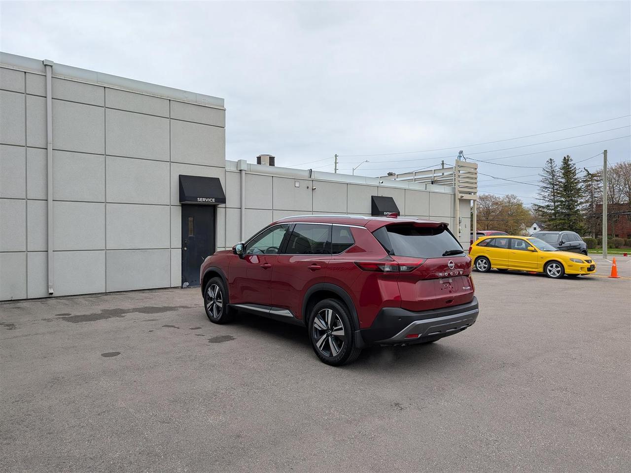 2023 Nissan Rogue SL AWD - PANO ROOF - NAVI - LEATHER - 360 CAM Photo2