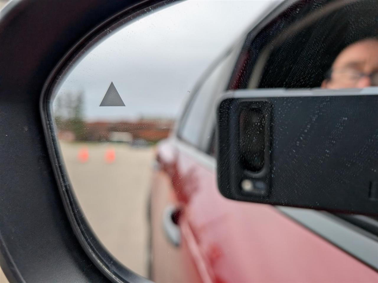 2024 Nissan Rogue S AWD - CARPLAY - REV CAM - REMOTE STARTER Photo