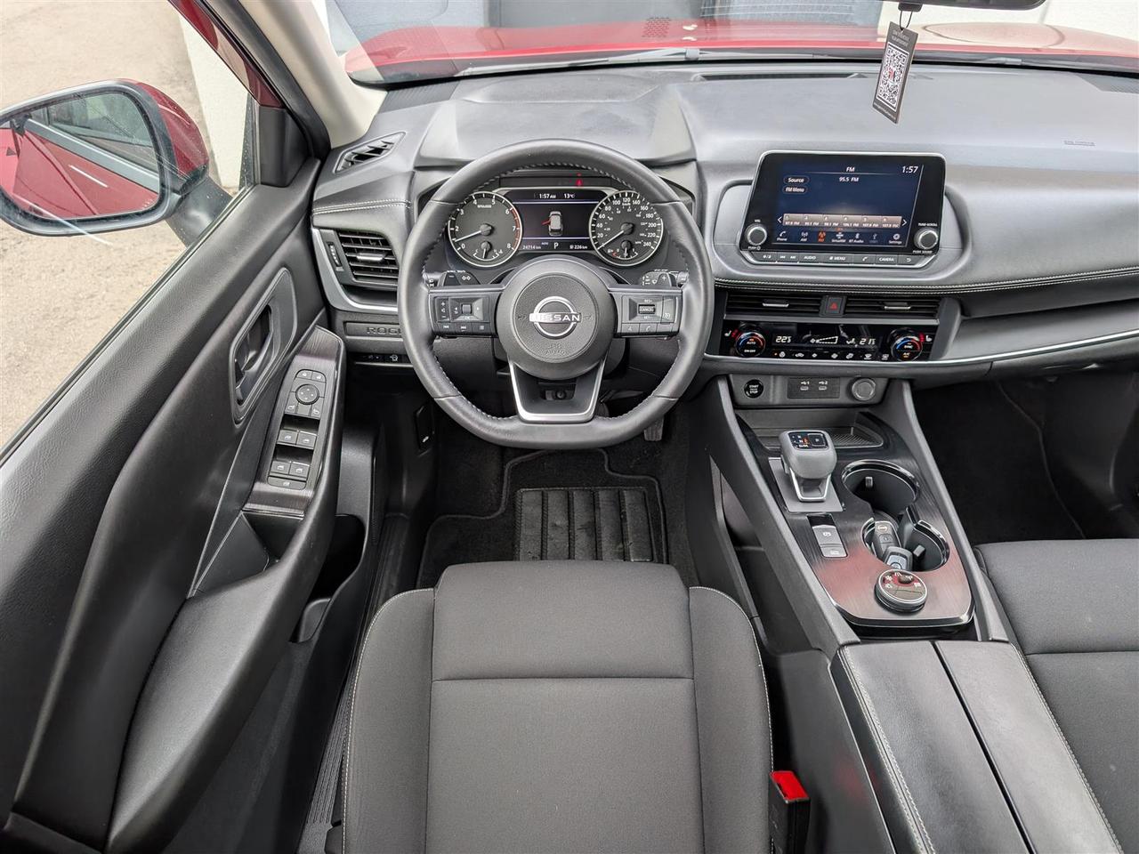 2024 Nissan Rogue S AWD - CARPLAY - REV CAM - REMOTE STARTER Photo