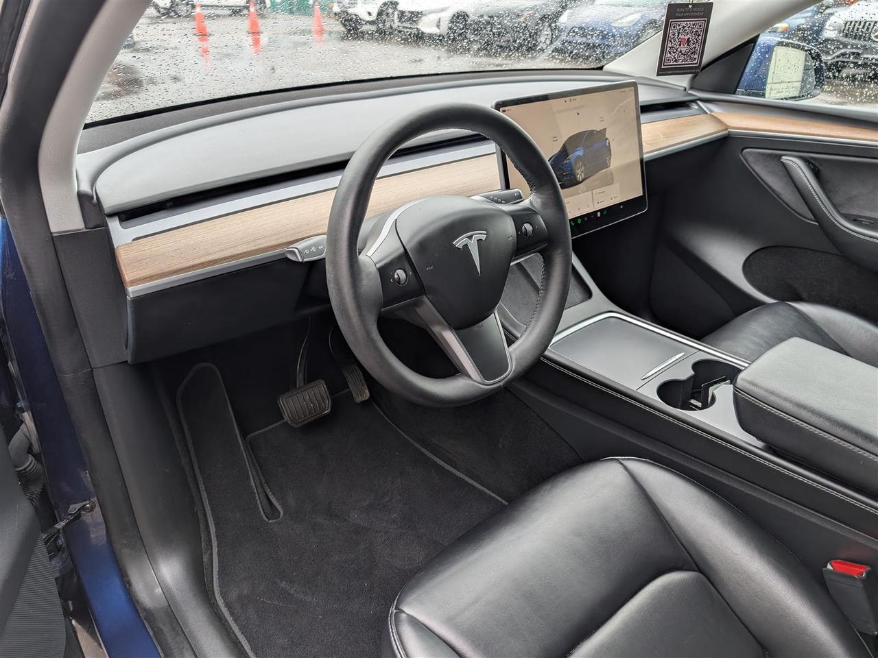 2022 Tesla Model Y LONG RANGE AWD - DUAL MOTOR Photo