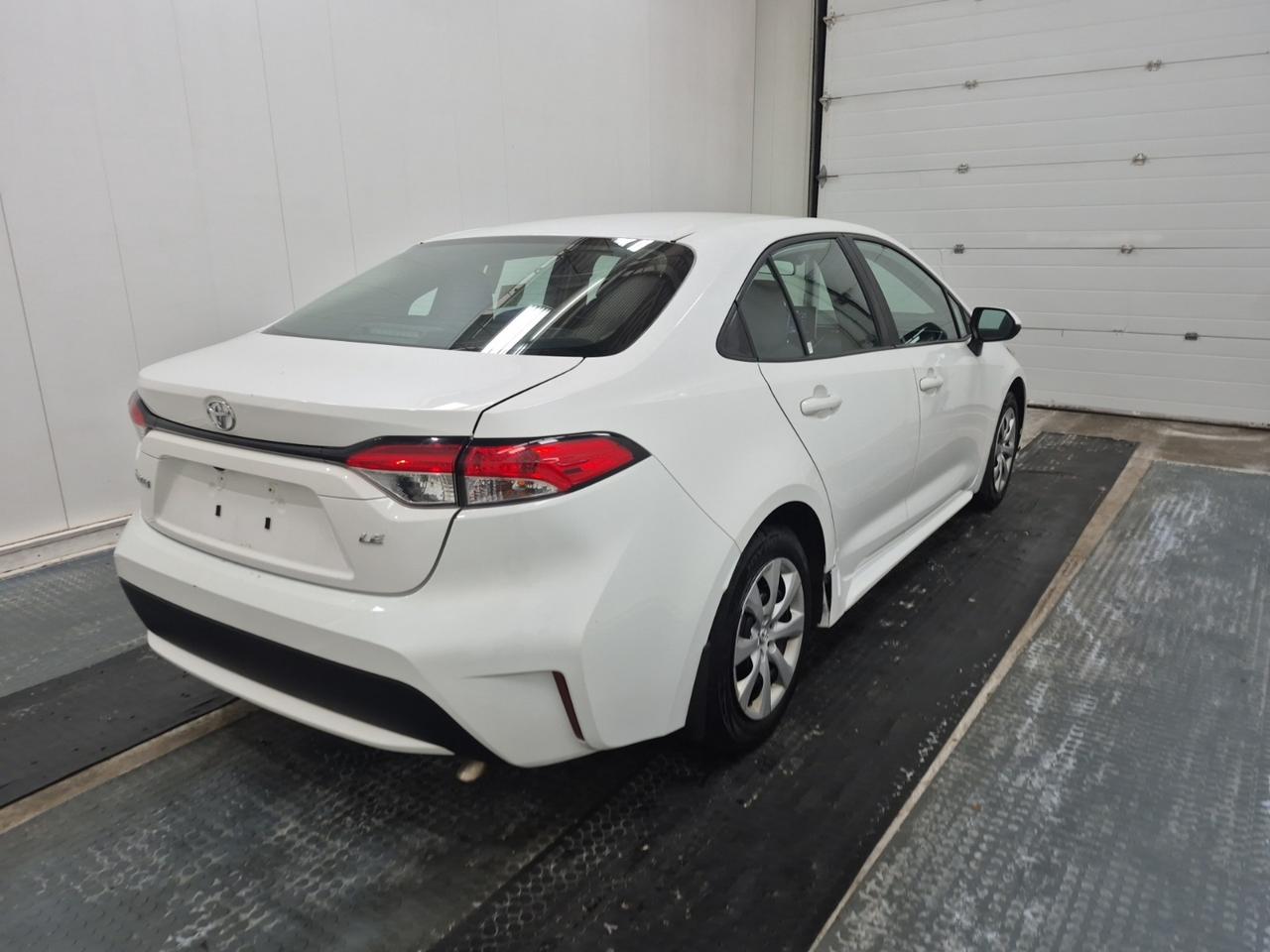 2021 Toyota Corolla LE | NO ACCIDENTS | BLIND SPOT | HEATED SEATS Photo