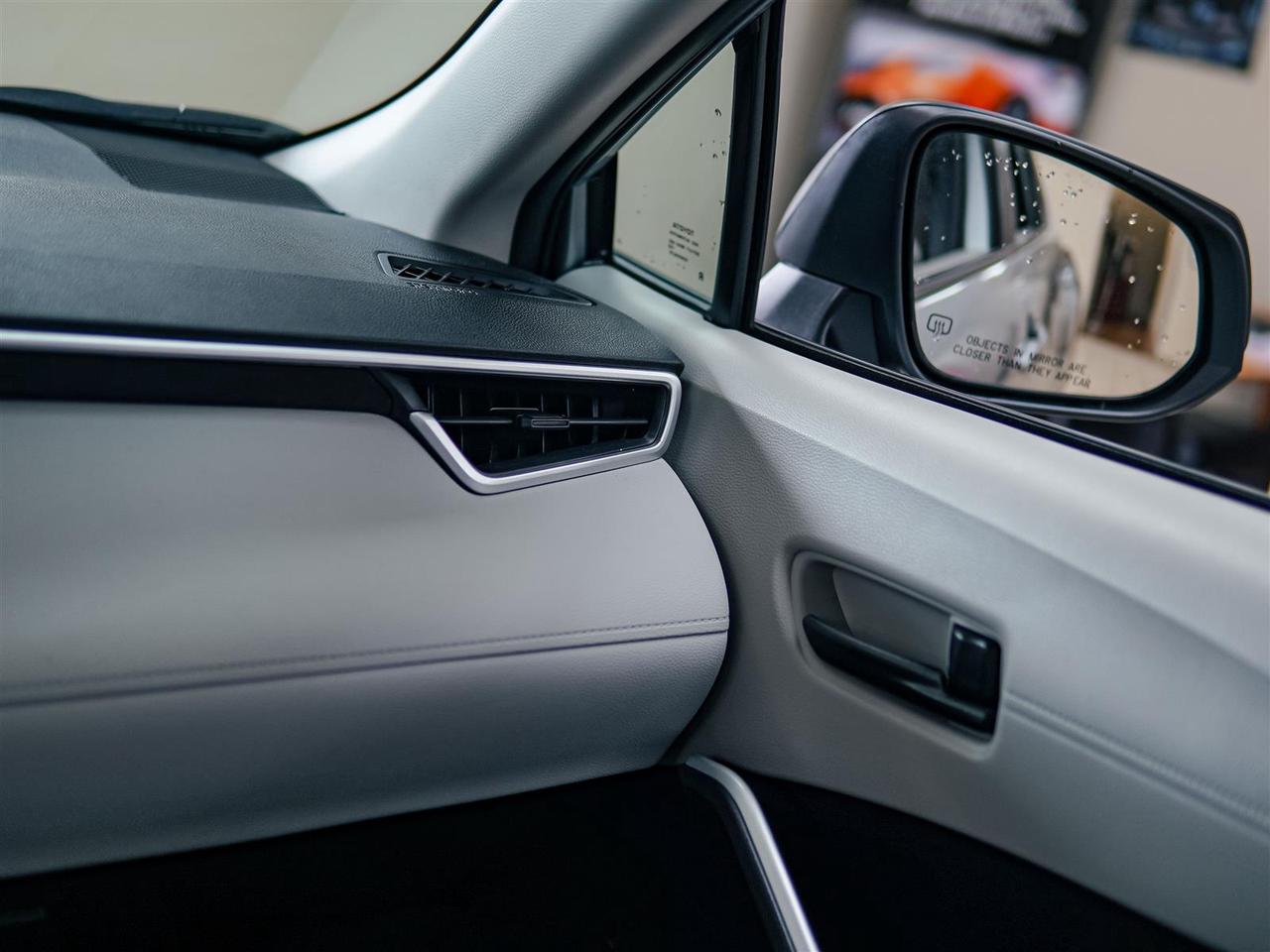 2025 Toyota Corolla Cross L | NO ACCIDENTS | ONE OWNER Photo