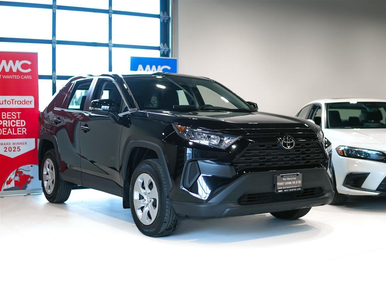 2025 Toyota RAV4 LE AWD | NO ACCIDENTS | APP CONNECT Photo