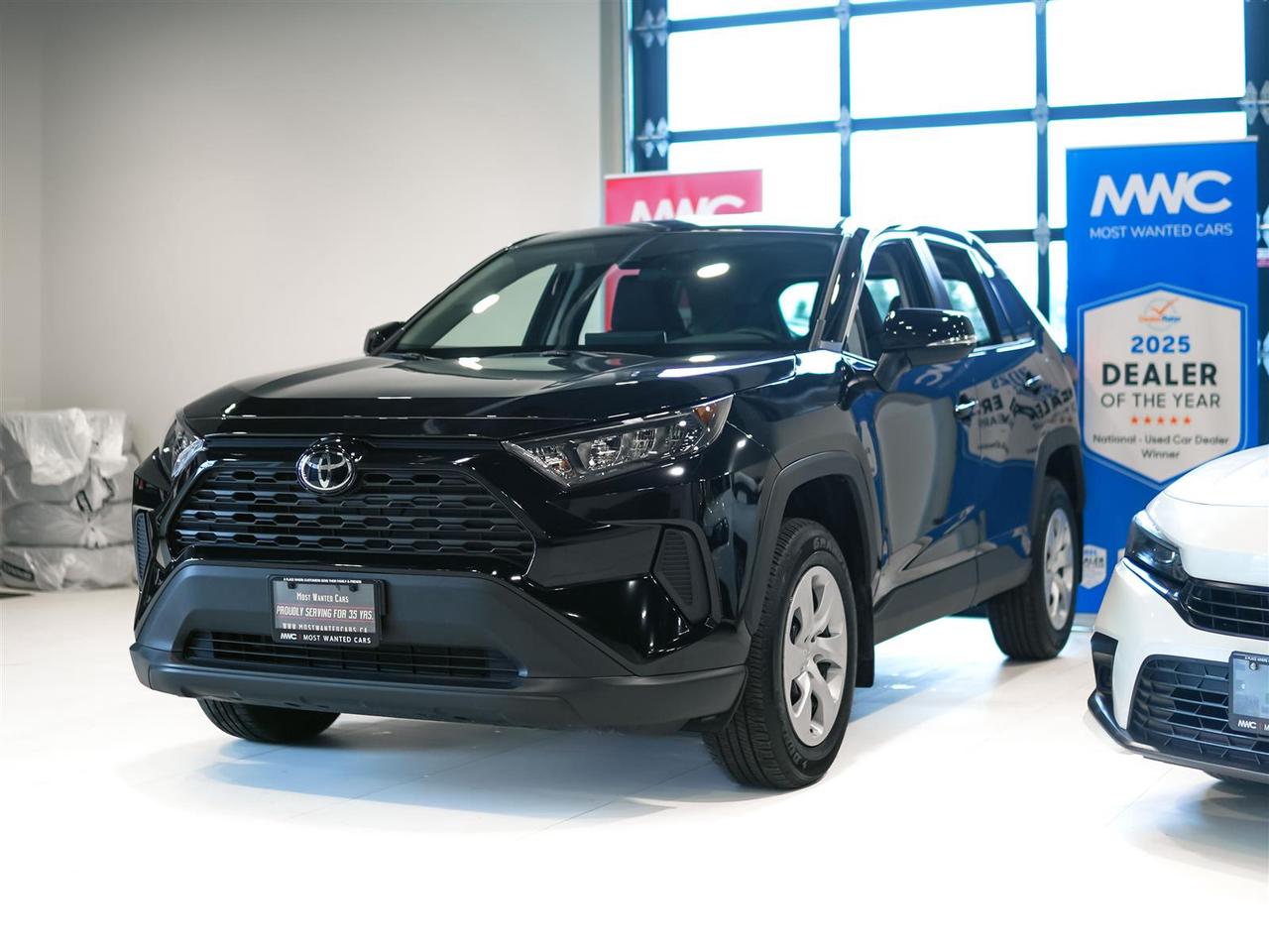 2025 Toyota RAV4 LE AWD | NO ACCIDENTS | APP CONNECT Photo