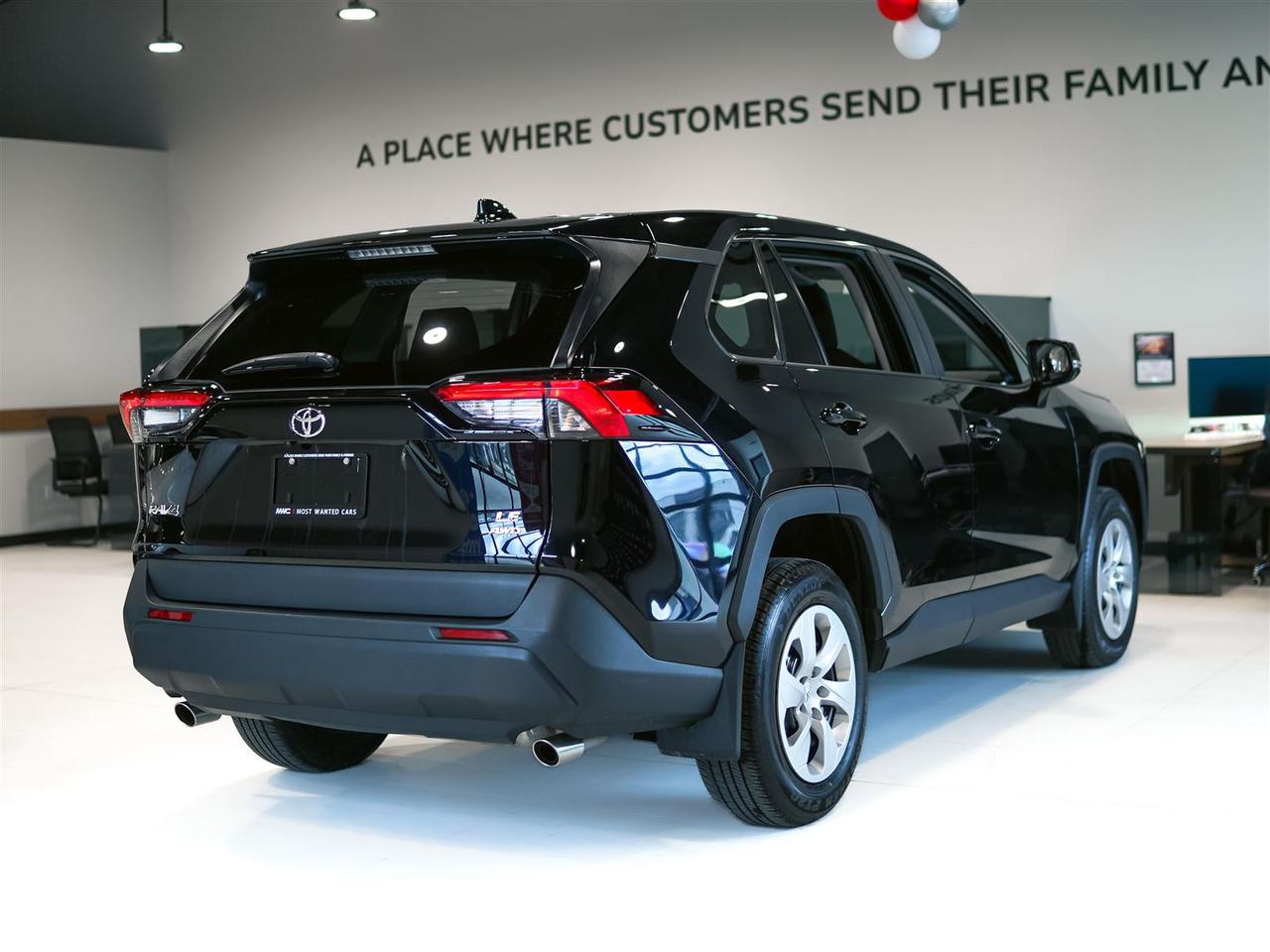 2025 Toyota RAV4 LE AWD | NO ACCIDENTS | APP CONNECT Photo