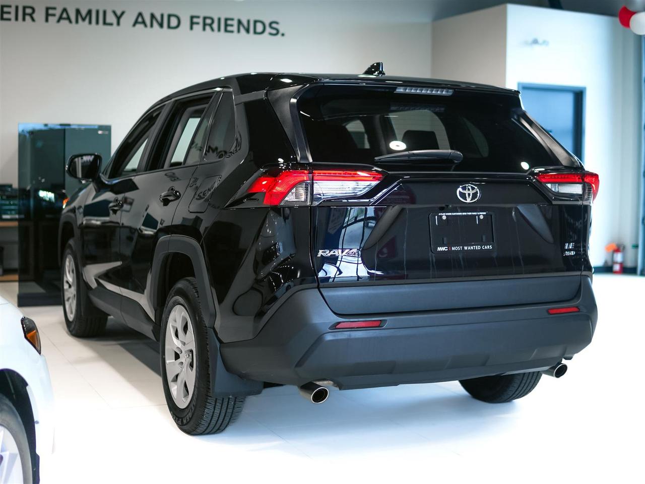 2025 Toyota RAV4 LE AWD | NO ACCIDENTS | APP CONNECT Photo