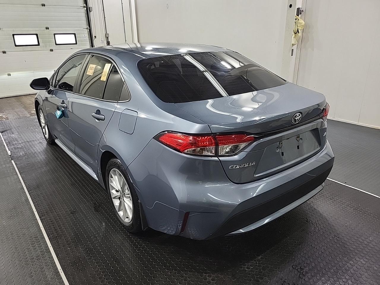 2020 Toyota Corolla LE | UPGRADE | SUNROOF | NO ACCIDENTS Photo