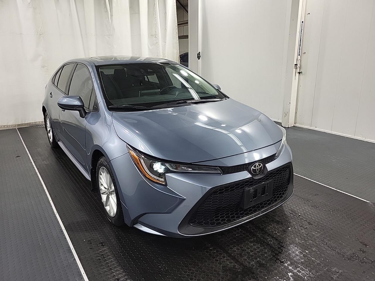 2020 Toyota Corolla LE | UPGRADE | SUNROOF | NO ACCIDENTS Photo