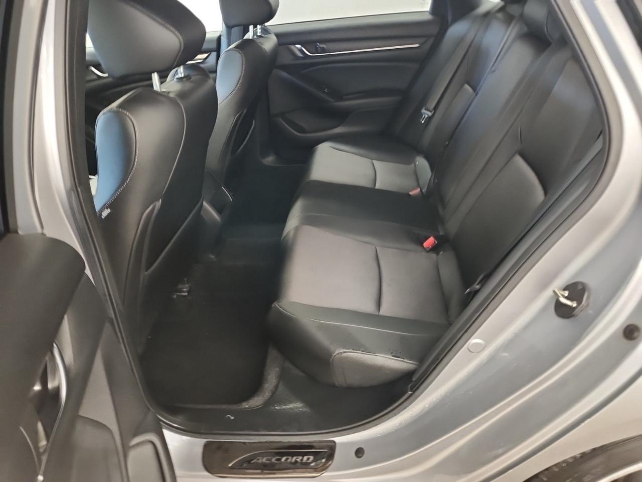 2019 Honda Accord SPORT | NO ACCIDENTS | SUNROOF Photo
