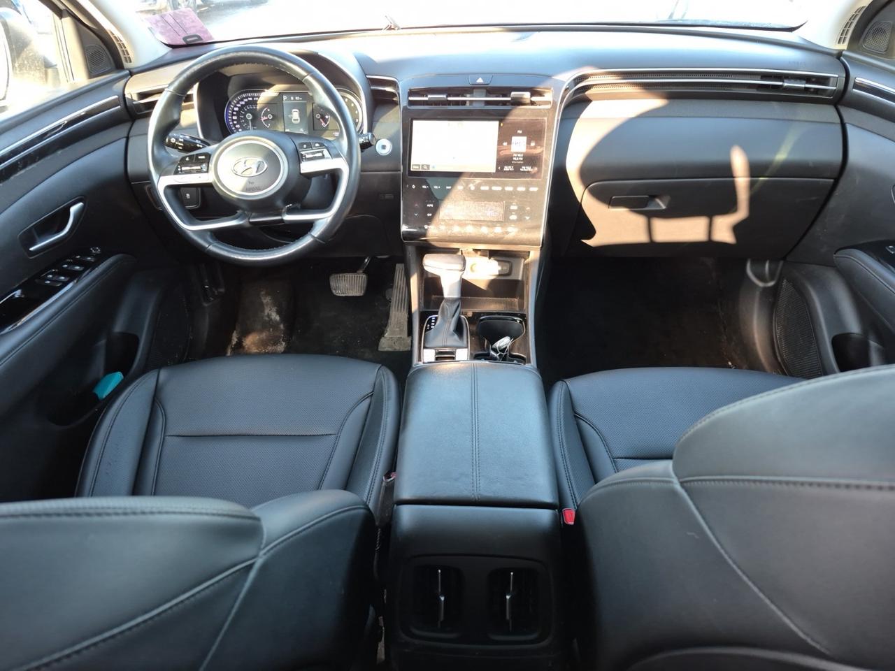 2024 Hyundai Tucson UTILITY AWD | W/TREND | LEATHER | NO ACCIDENTS Photo