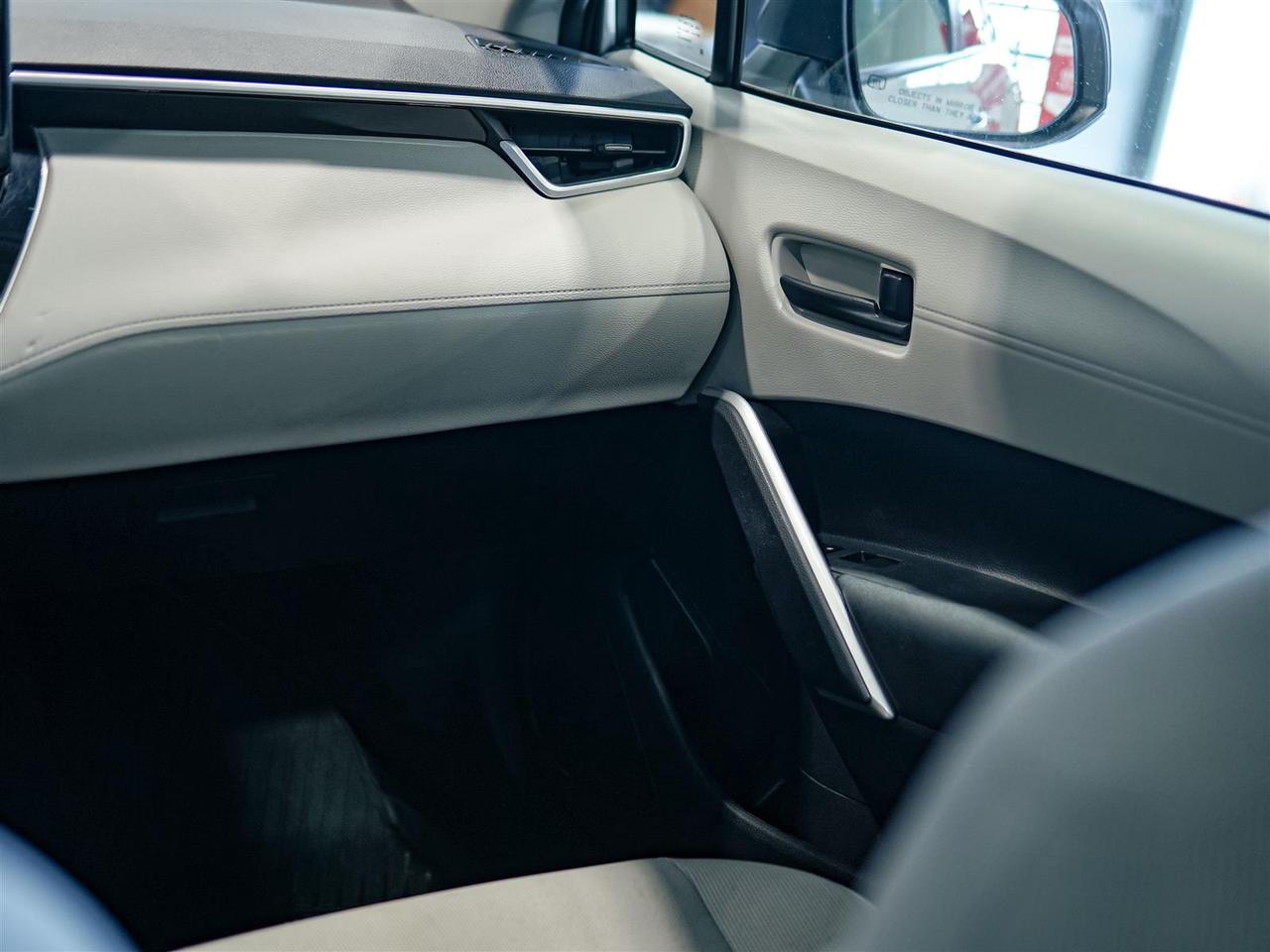 2023 Toyota Corolla Cross L AWD | NO ACCIDENTS | APP CONNECT Photo