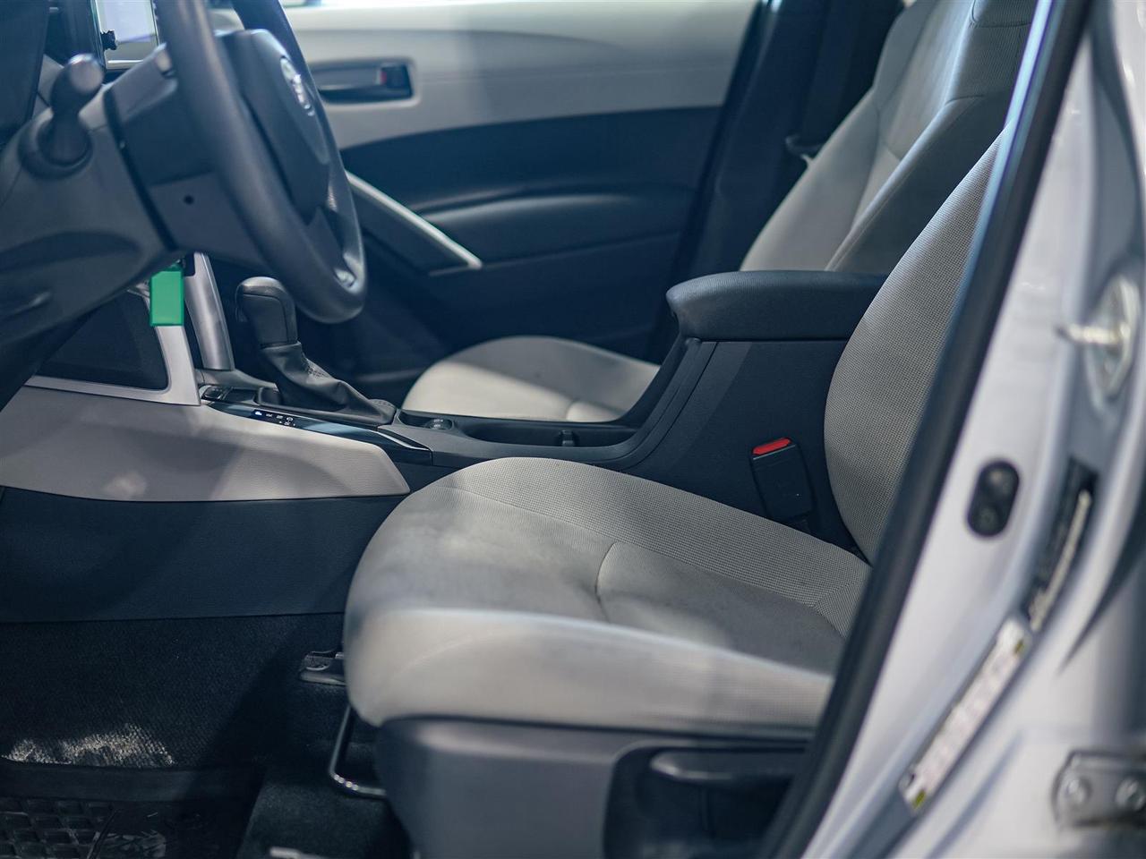 2023 Toyota Corolla Cross L AWD | NO ACCIDENTS | APP CONNECT Photo