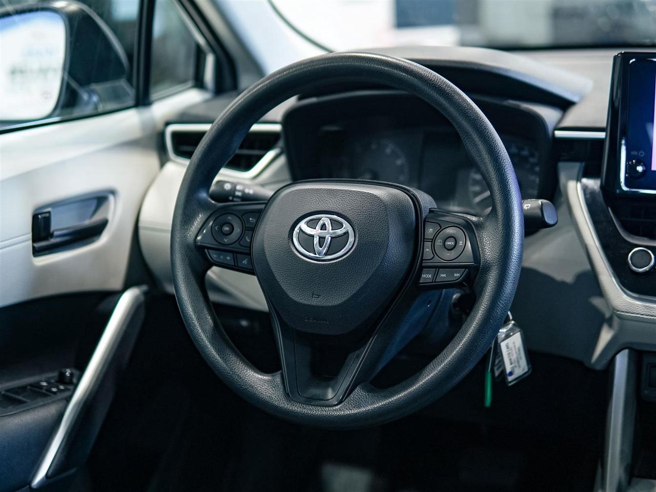2023 Toyota Corolla Cross L AWD | NO ACCIDENTS | APP CONNECT Photo