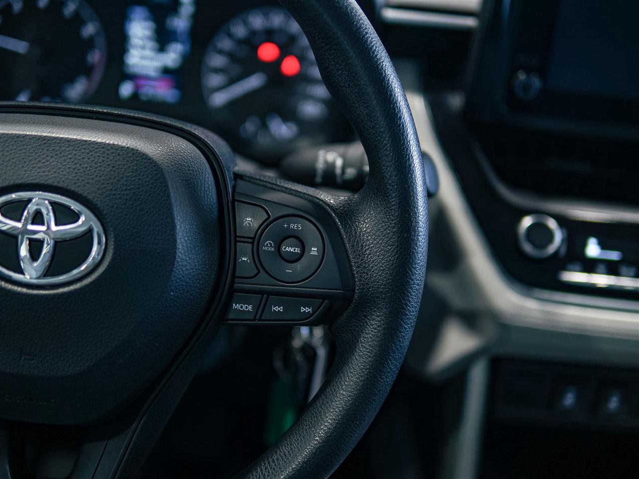 2023 Toyota Corolla Cross L AWD | NO ACCIDENTS | APP CONNECT Photo