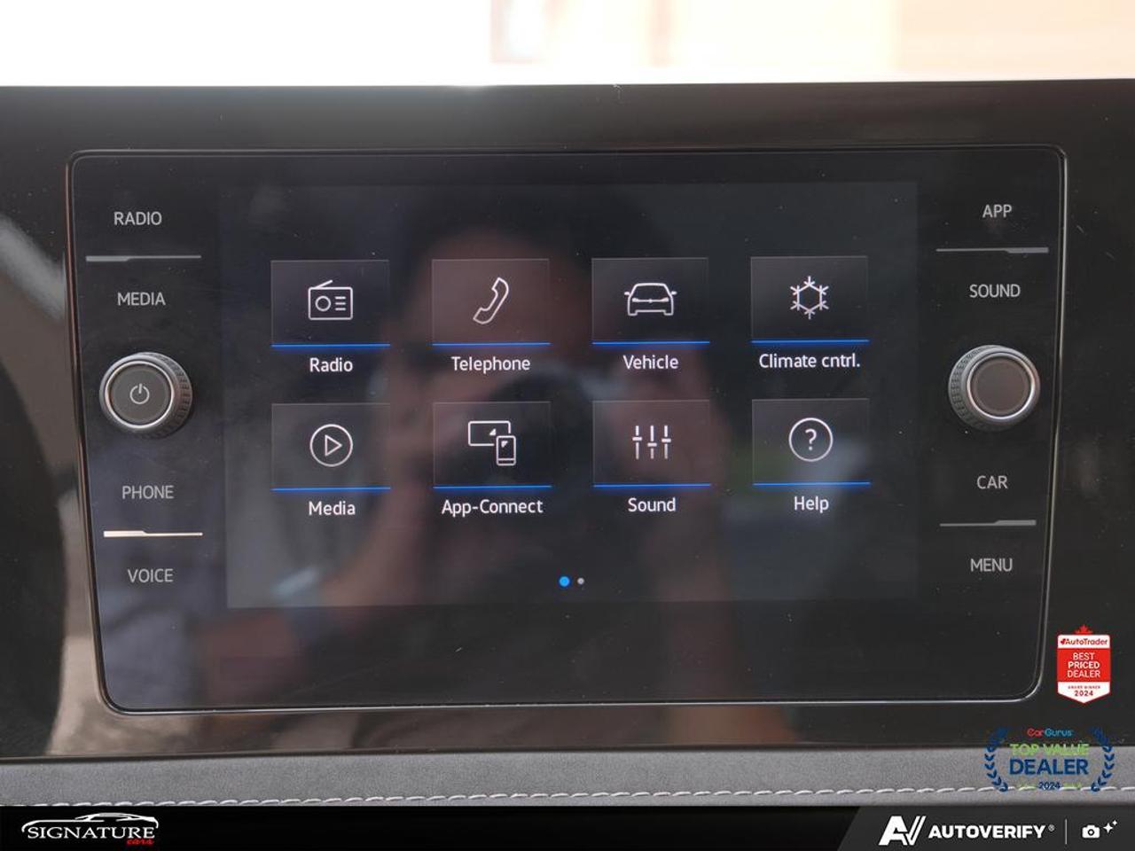 2025 Volkswagen Taos Comfortline Black No Accident Panoramic Roof ACC Photo