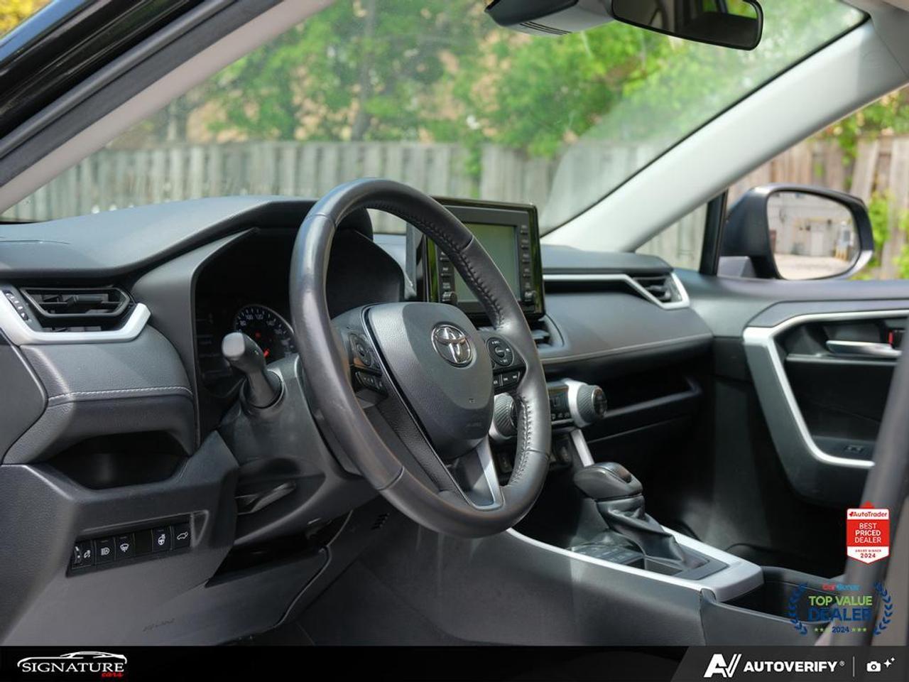 2022 Toyota RAV4 XLE AWD No Accident Sunroof Carplay BSM Photo