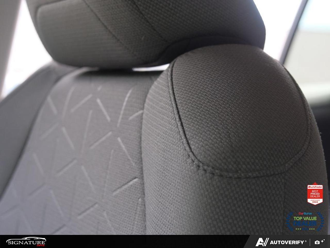 2022 Toyota RAV4 XLE AWD No Accident Sunroof Carplay BSM Photo