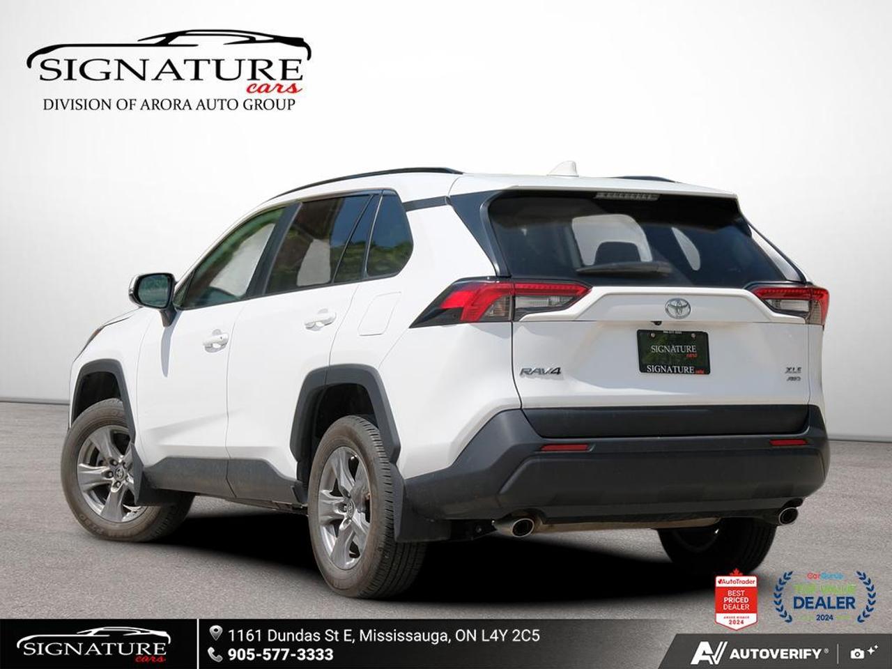 2024 Toyota RAV4 XLE AWD No Accident Sunroof Carplay BSM Photo3