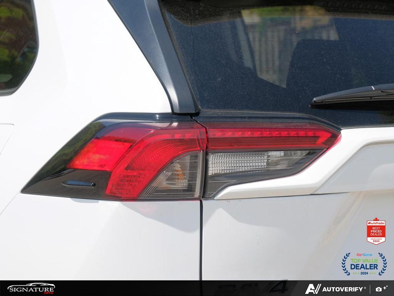 2024 Toyota RAV4 XLE AWD No Accident Sunroof Carplay BSM Photo