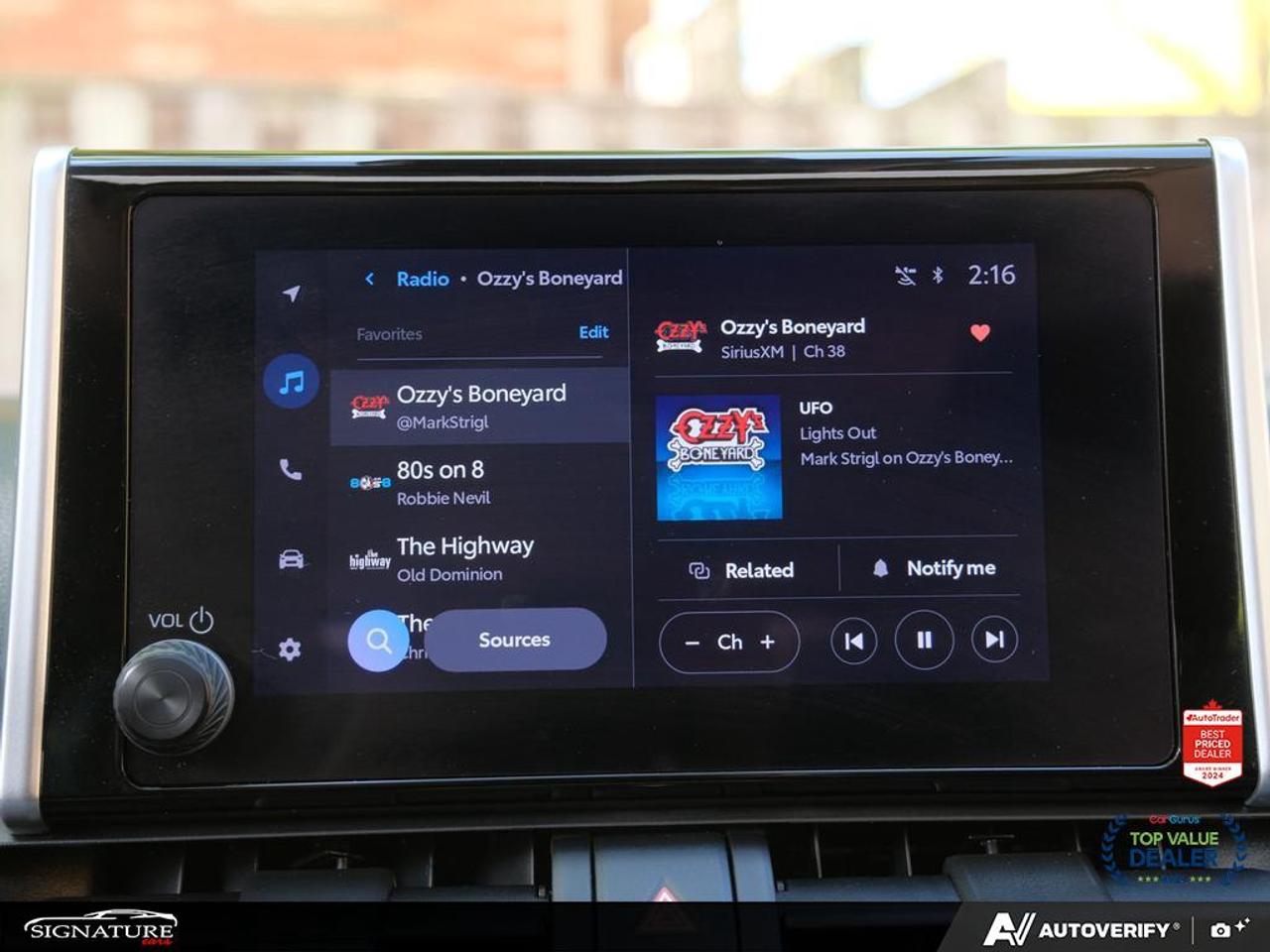 2024 Toyota RAV4 XLE AWD No Accident Sunroof Carplay BSM Photo