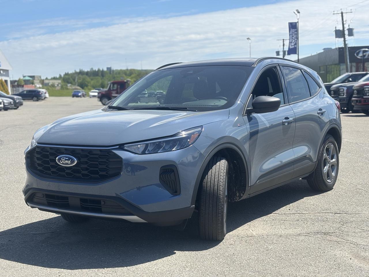 2026 Ford Escape ST-Line AWD Photo1