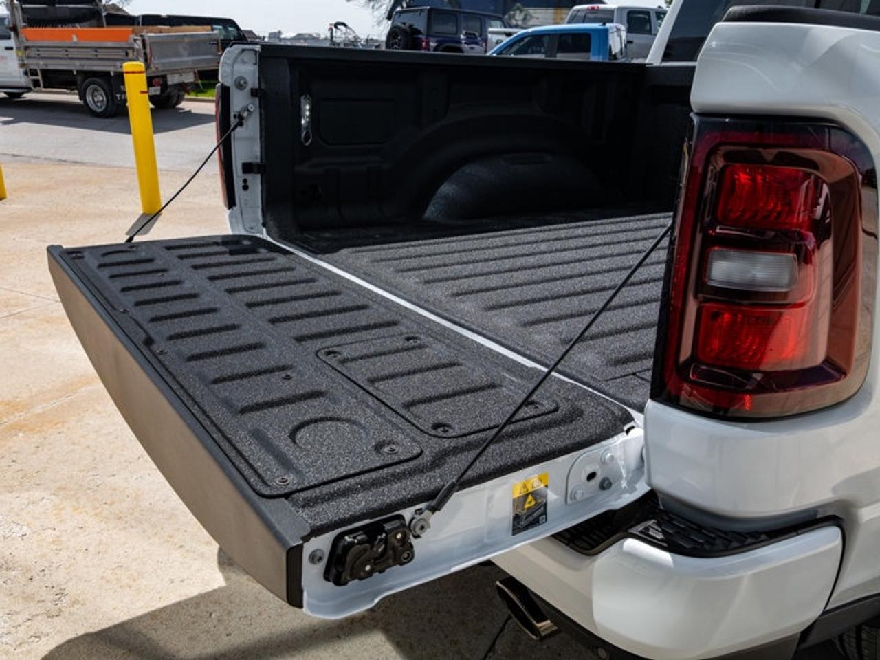2026 RAM 1500 SPORT Photo