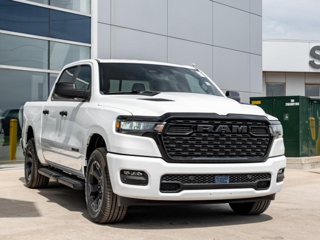 2026 RAM 1500 Express Photo
