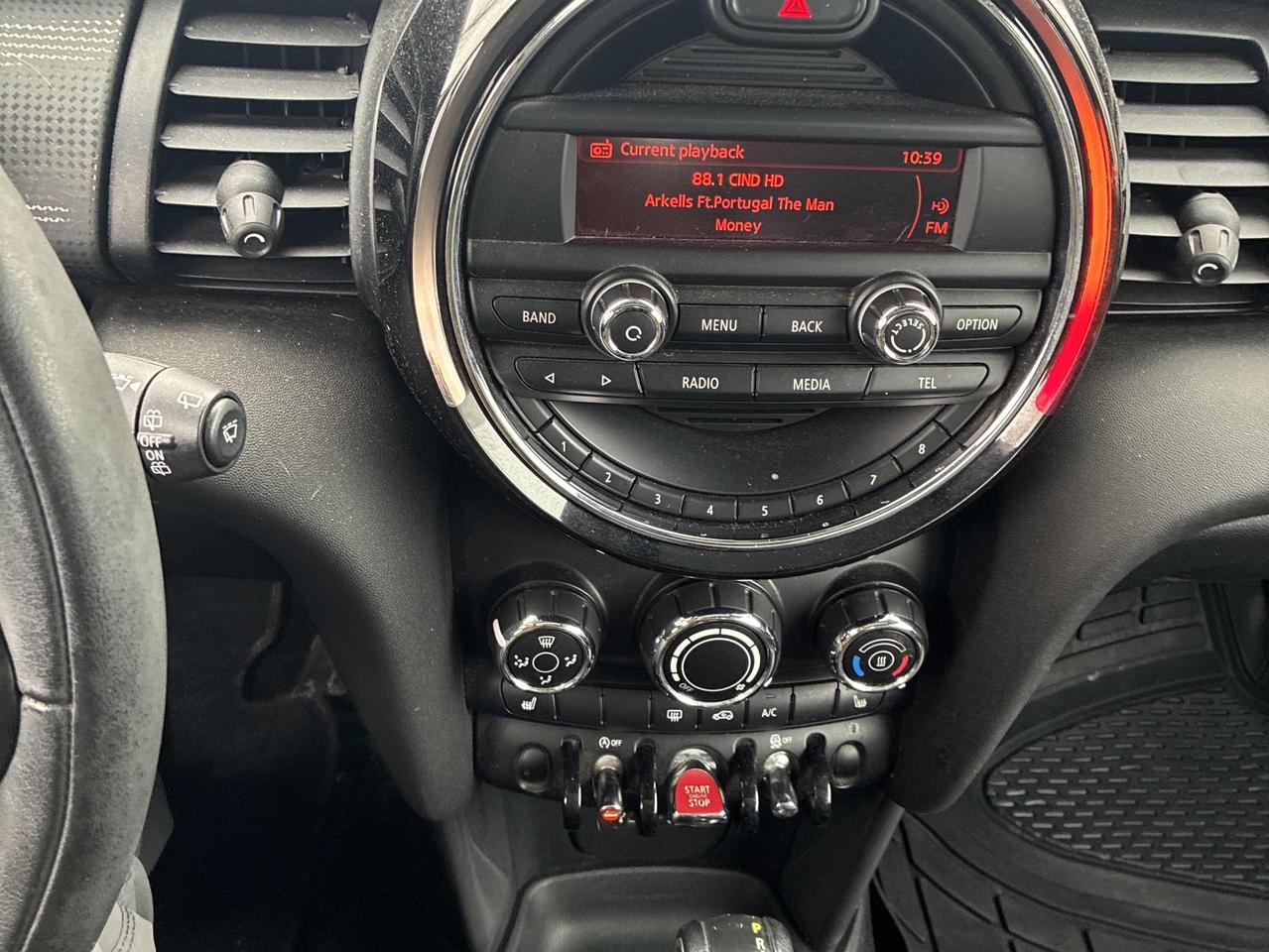 2015 MINI Cooper AUTO, ONLY 82K!! SUNROOF, LEATHER, HEATED SEATS! Photo19