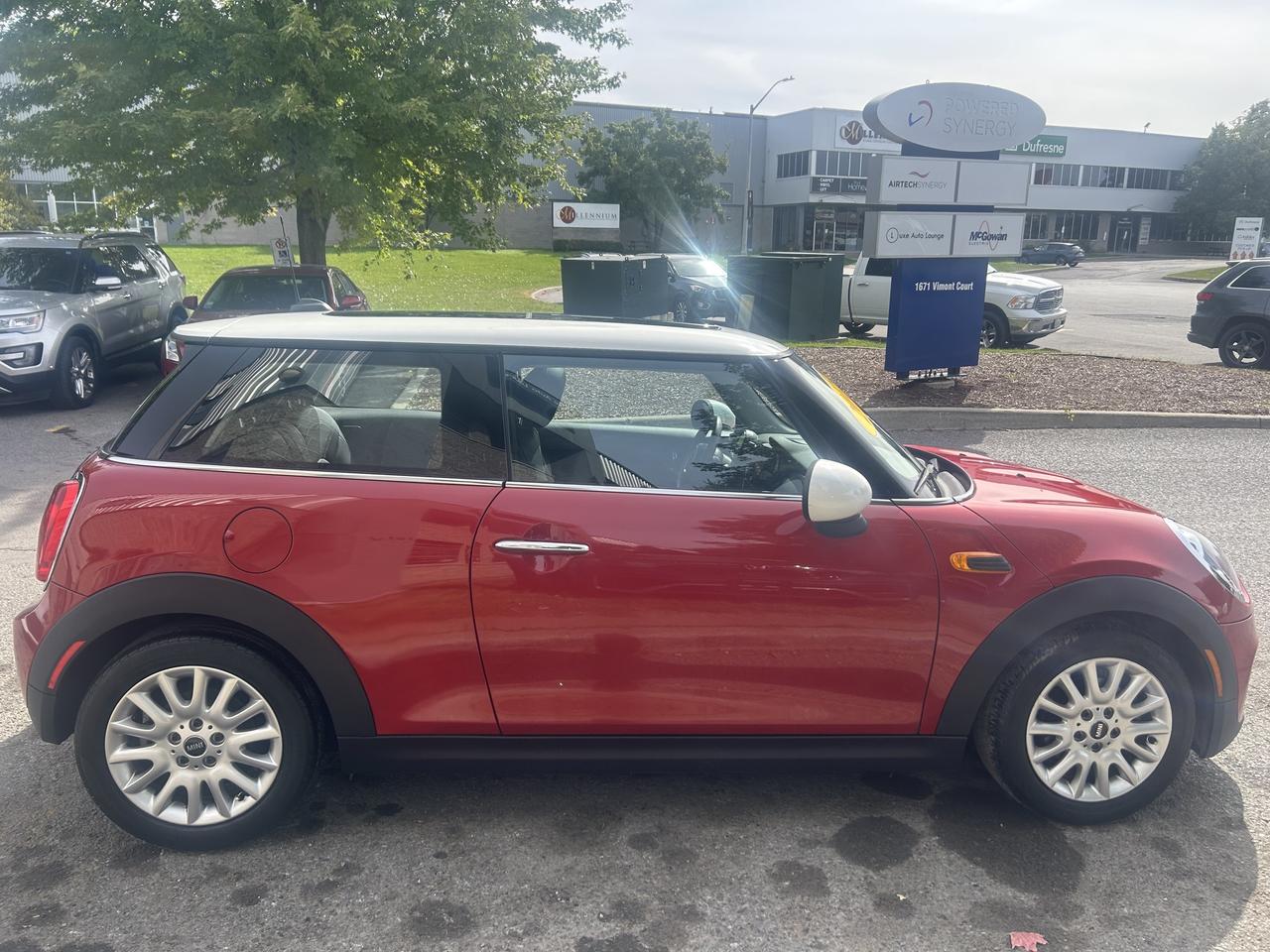 2015 MINI Cooper AUTO, ONLY 82K!! SUNROOF, LEATHER, HEATED SEATS! - Photo #8