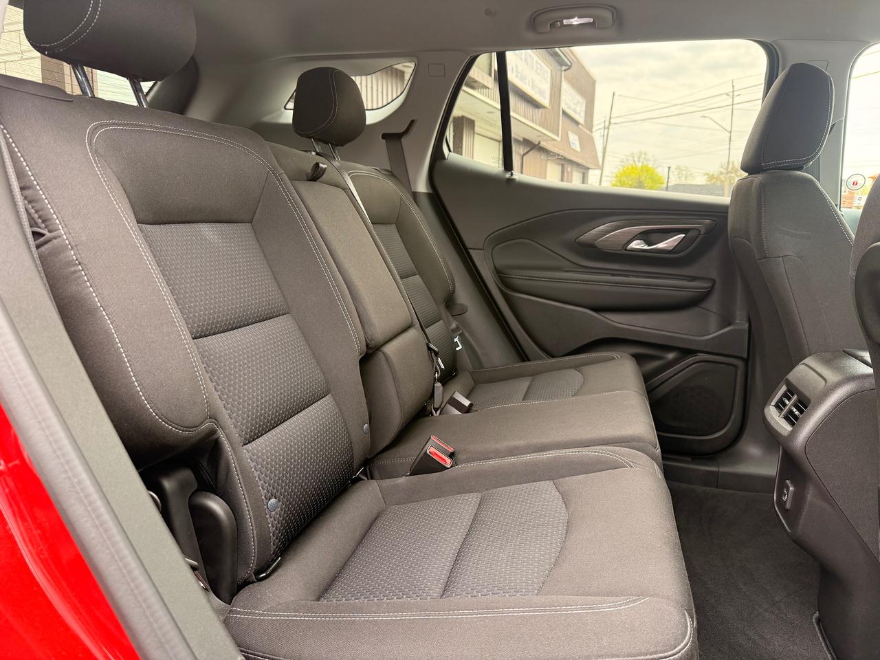 2024 GMC Terrain SLE, ONE OWNER, NO ACCIDENTS Photo