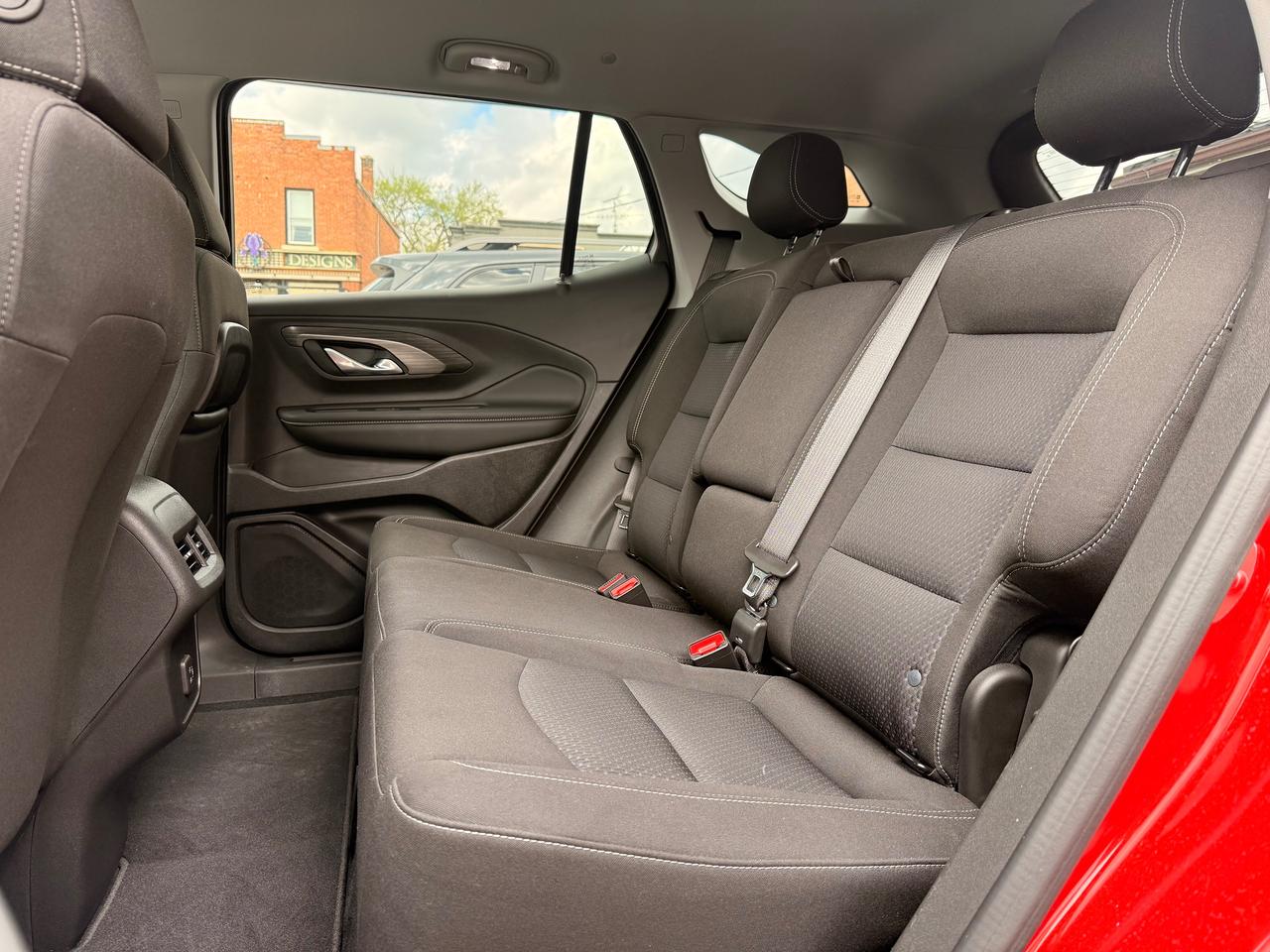 2024 GMC Terrain SLE, ONE OWNER, NO ACCIDENTS Photo