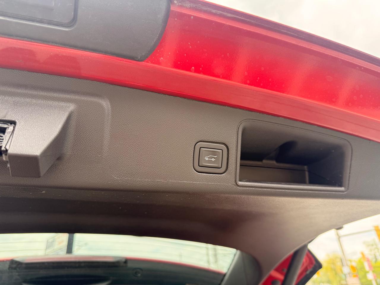 2024 GMC Terrain SLE, ONE OWNER, NO ACCIDENTS Photo