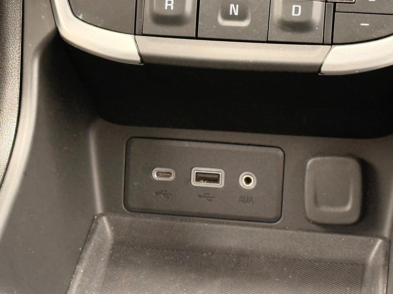2024 GMC Terrain SLE, ONE OWNER, NO ACCIDENTS Photo