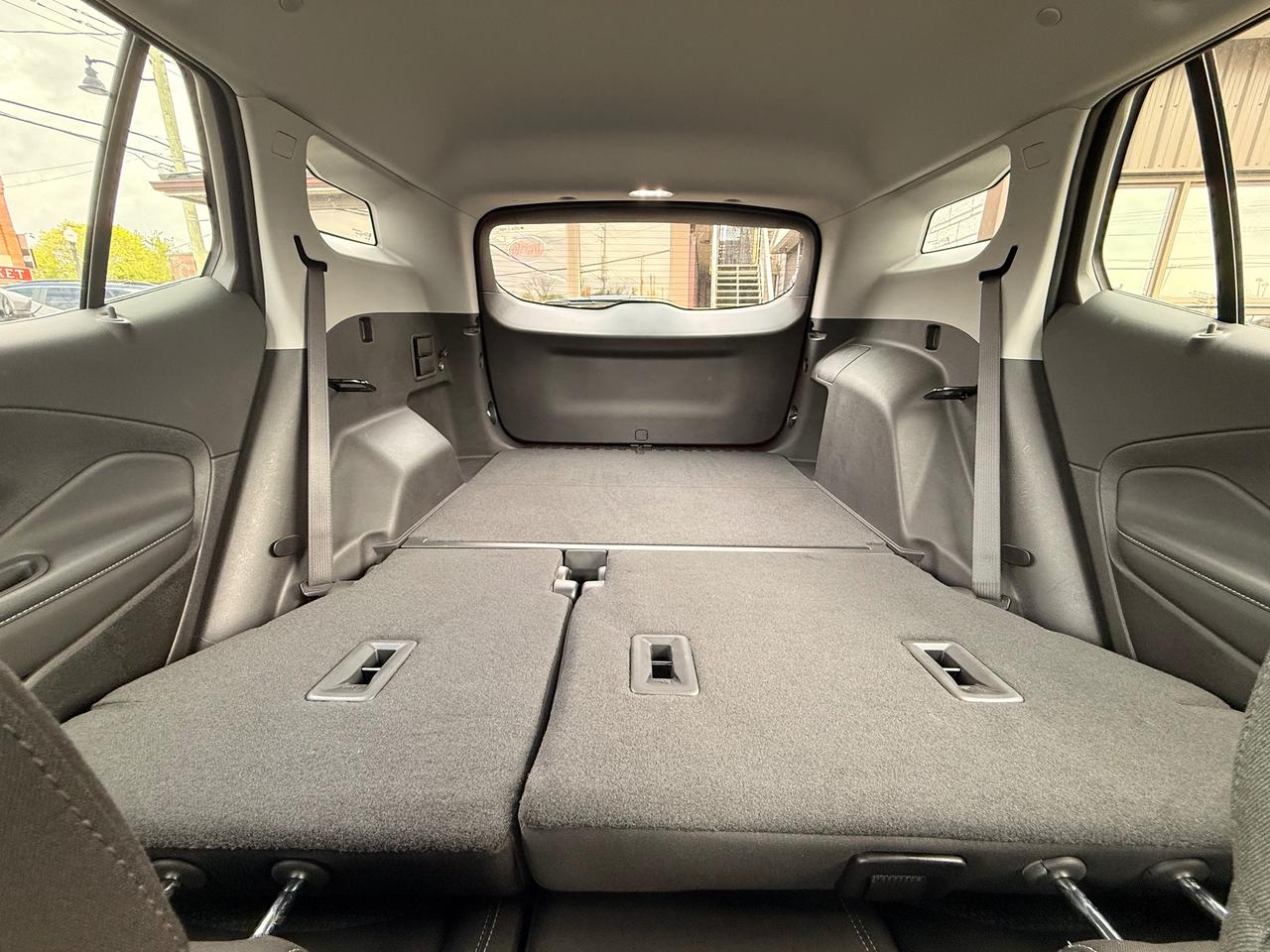2024 GMC Terrain SLE, ONE OWNER, NO ACCIDENTS Photo