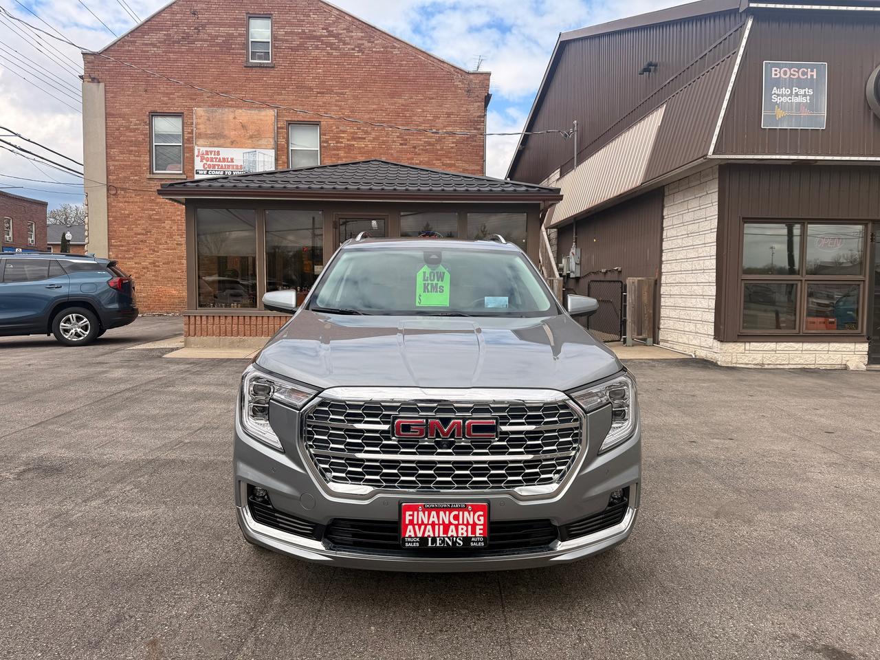 2024 GMC Terrain Denali Photo