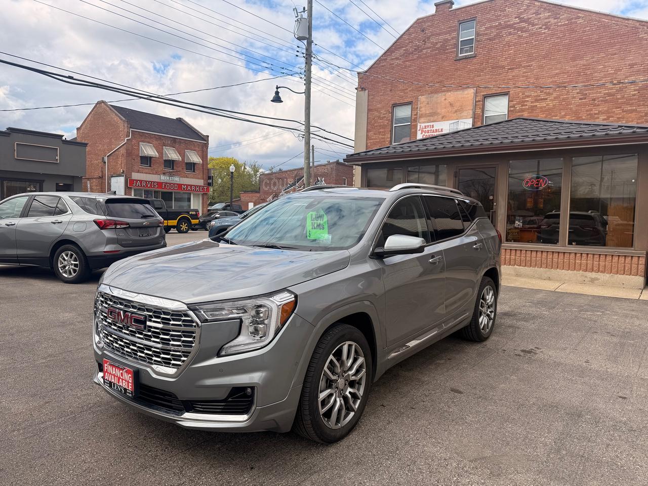 2024 GMC Terrain Denali Photo
