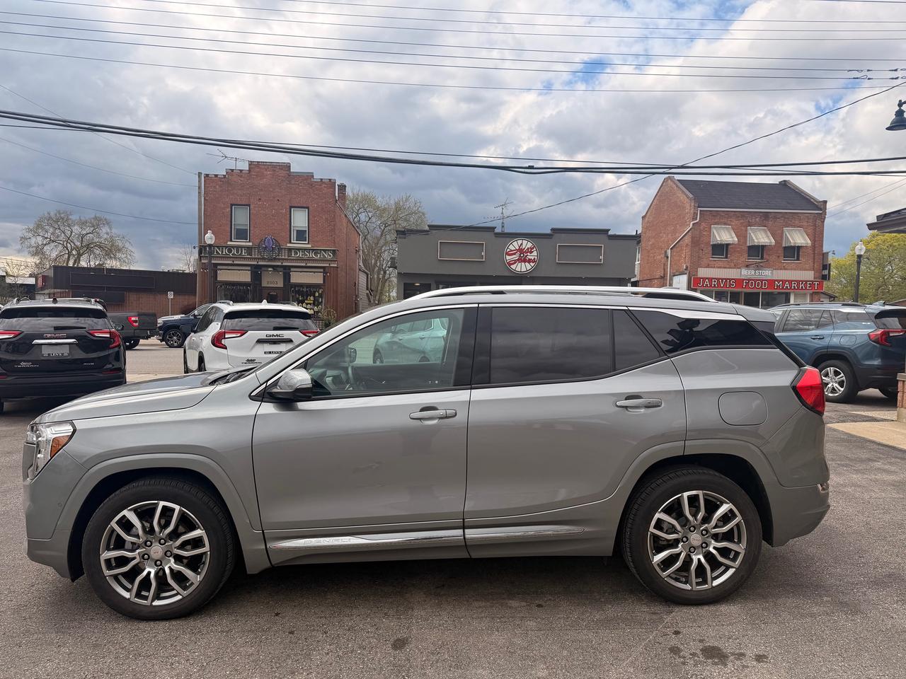 2024 GMC Terrain Denali Photo